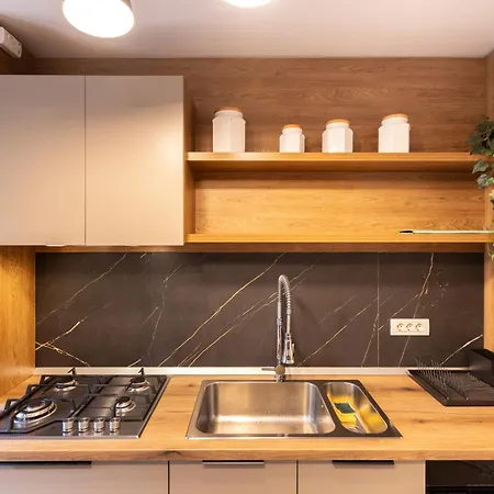 3br, 2 Bath - Ideal For Families Groups Apartment Bucharest