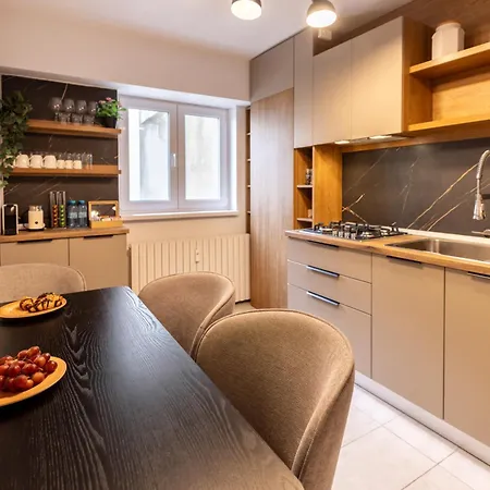 3br, 2 Bath - Ideal For Families Groups